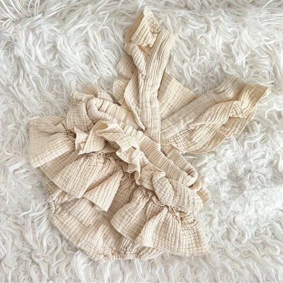 SHEIN Baby Girls Cream Tiered Ruffle Romper, Size 0-3M - Picture 7 of 7